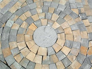 24 grey sandstone cubes - street paving with grey slate